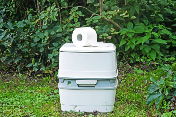 Portable Toilet Options We Offer in Reeds Spring, MO